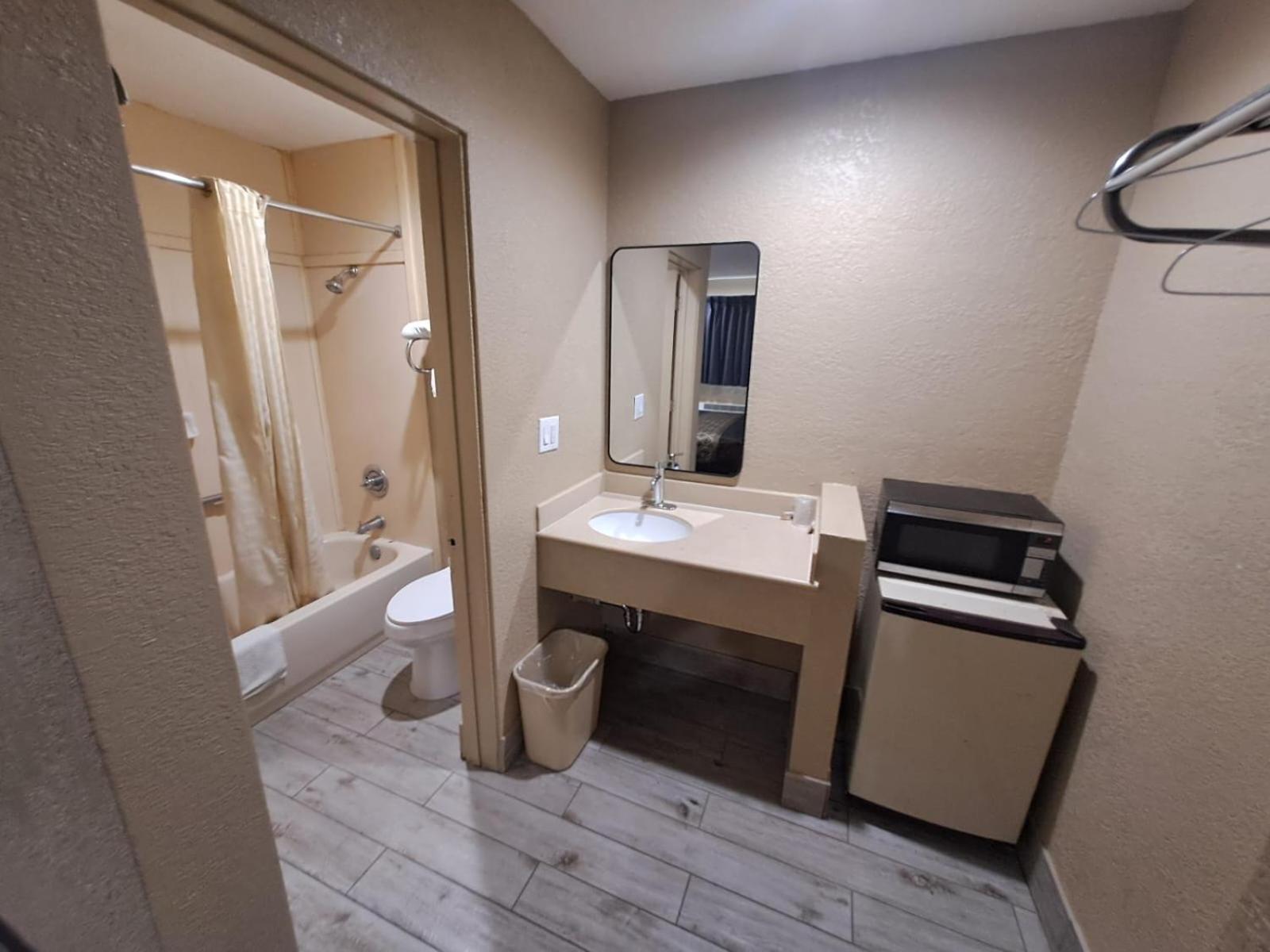 American Inn I10 Rialto And Colton 외부 사진